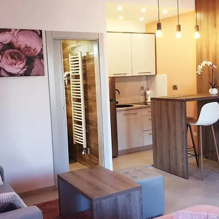 Apartment House Maric *