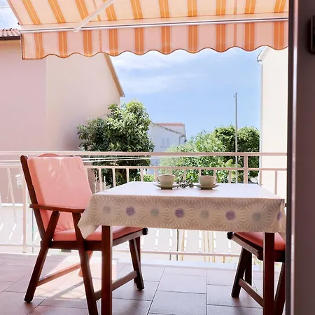 Appartement House Maric *