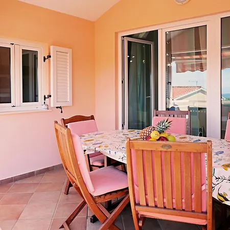 House Maric بوريتش