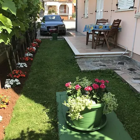 Apartment House Maric *