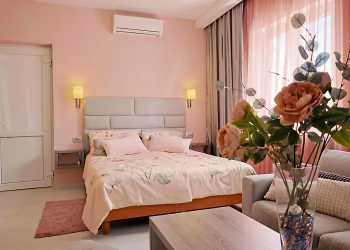 马里奇房屋酒店 *